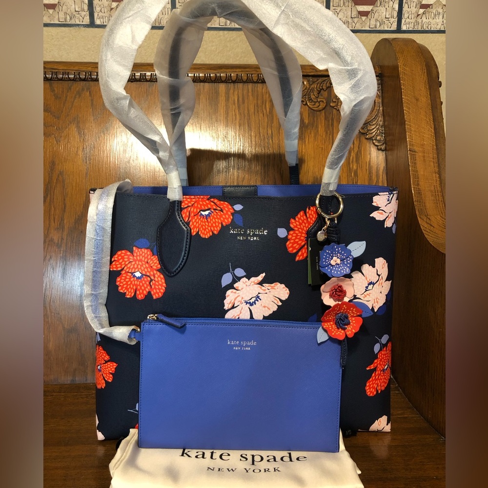 NWT-Kate Spade-SET-Bleeker-Dotty Floral🌺Blooms-Lg Tote & Key Fob/Bag Charm-$366
